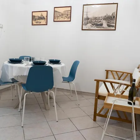 Antico Cortile Siciliano Apartment *